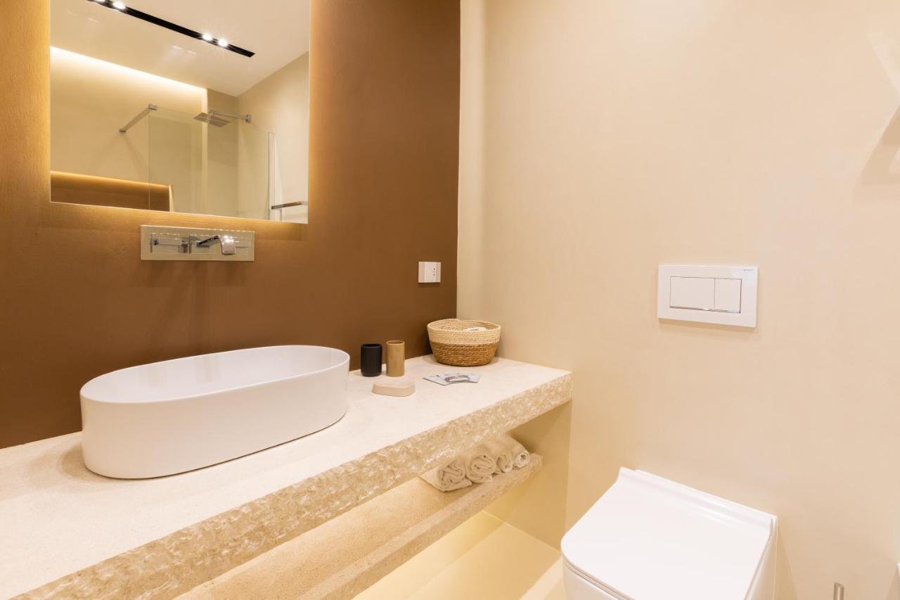 Double A Luxury Room Olbia Bagian luar foto
