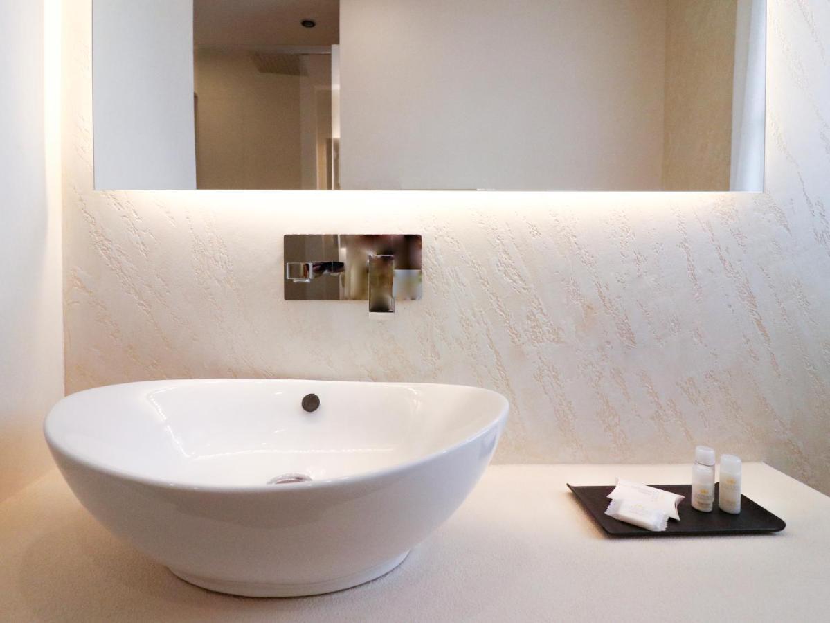 Double A Luxury Room Olbia Bagian luar foto