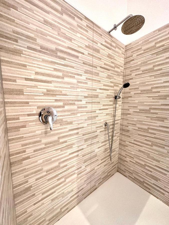 Double A Luxury Room Olbia Bagian luar foto